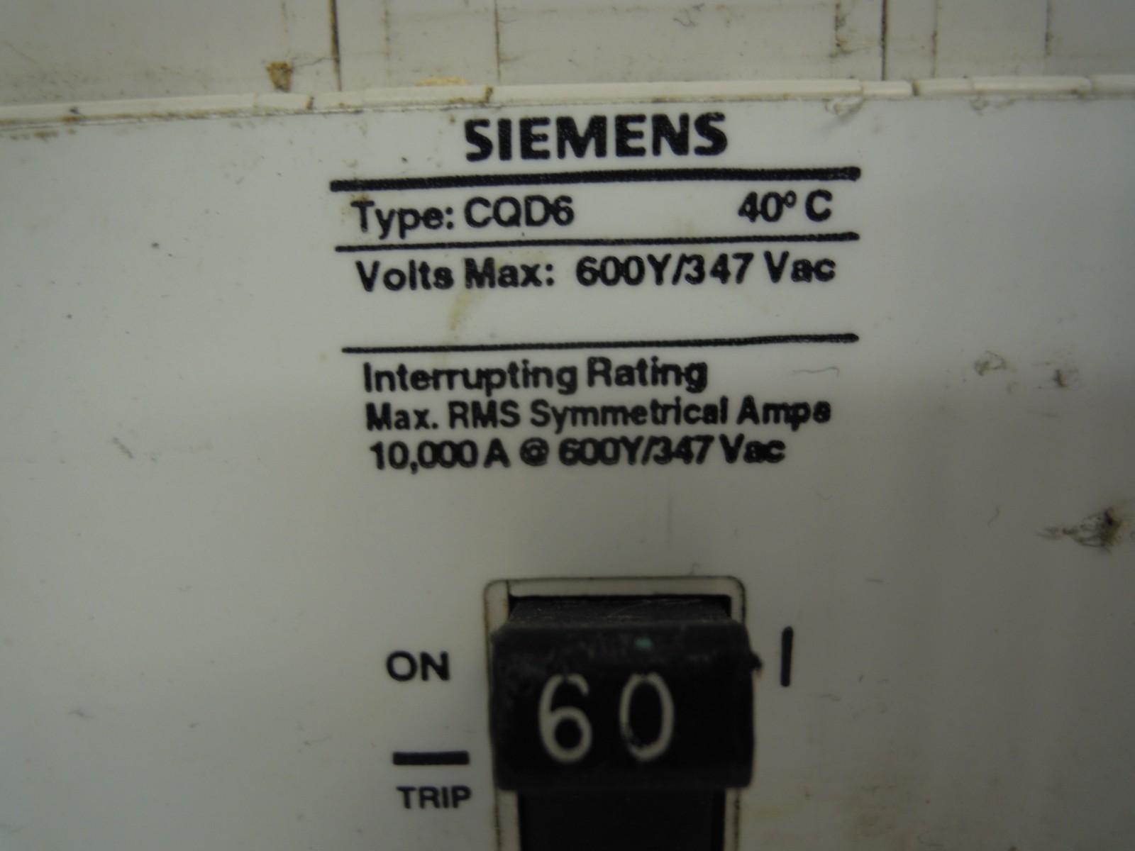 SIEMENS CQD6 CIRCUIT BREAKER 60A 3-POLE 600Y/347V CQD6360 MOLDED CASE