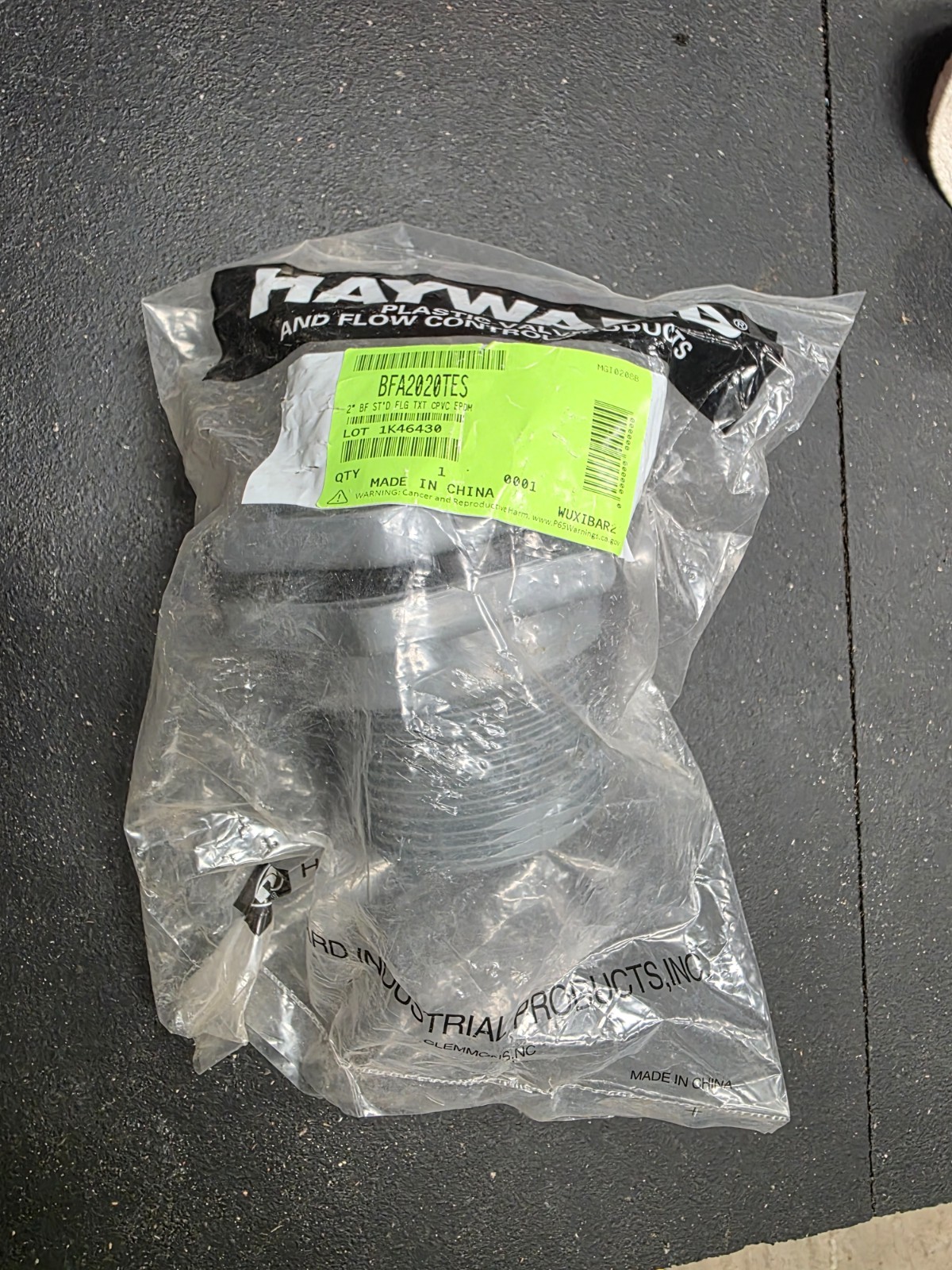 Hayward BFA2020TES 2″ CPVC Bulkhead Tank Fitting Threaded