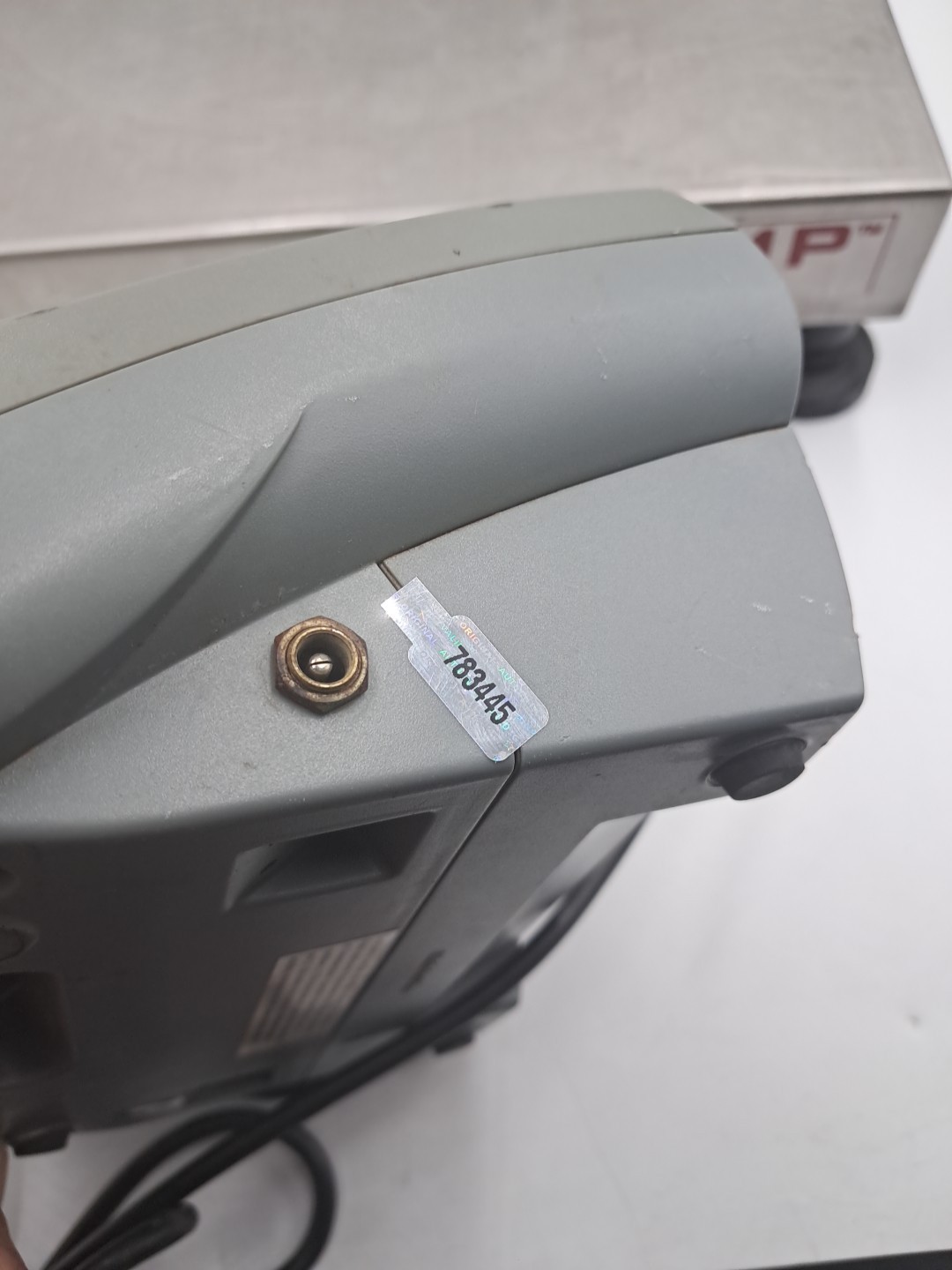 OHAUS CQ25R Champ Counter Scale w CD-11 Indicator TESTED- LINE MISSING ON SCREEN