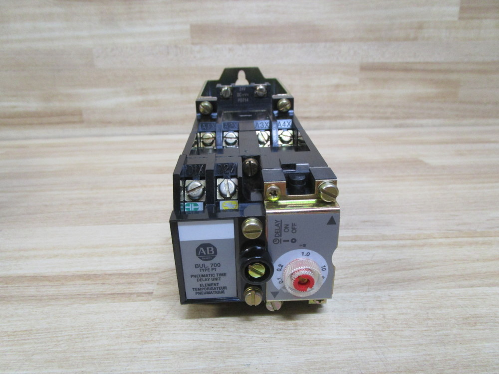 Allen Bradley 700DC-PT400Z24 Control Relay 700DCPT400Z24