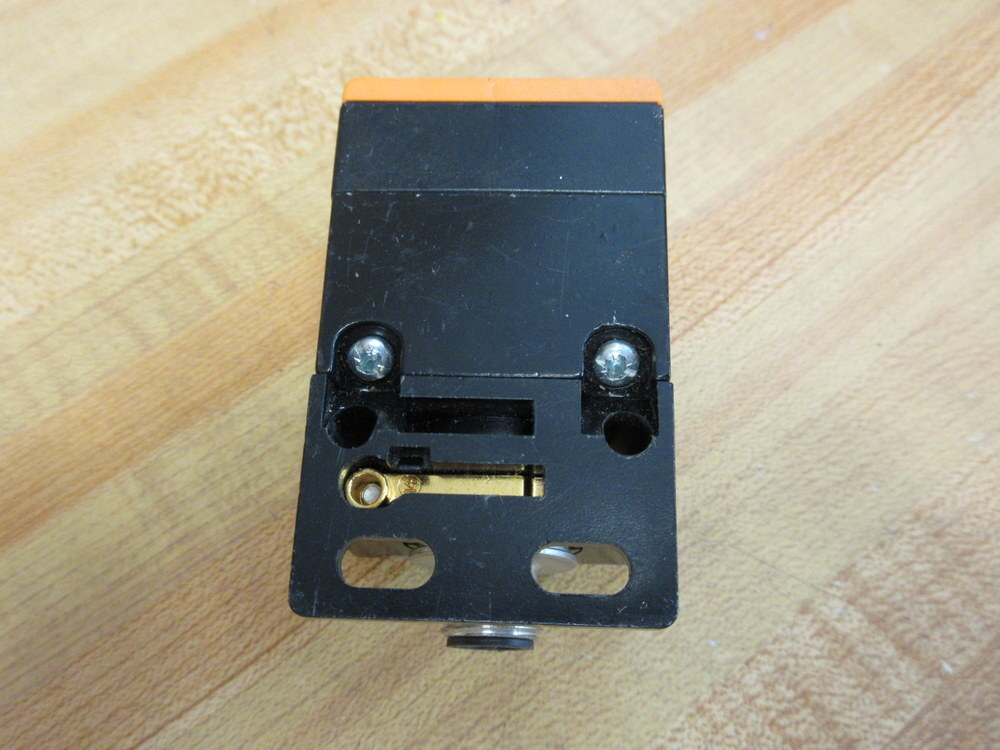 IFM Efector IM0041 Sensor IMC2035-ARKA/LS-100AK