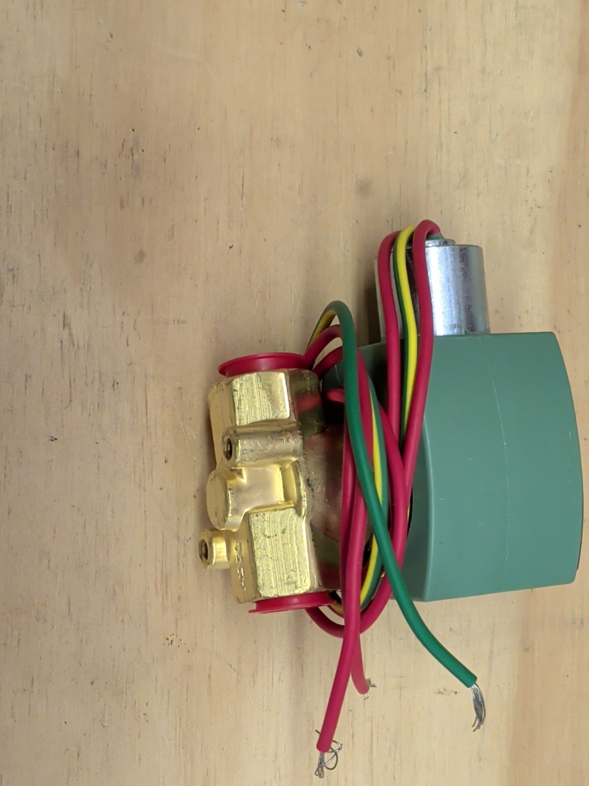ASCO Red Hat II 8263G206 Solenoid Shutoff Valve 3/8″ New Fast Ship