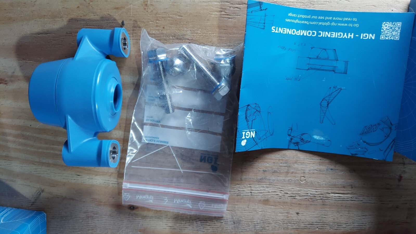 New NGI 9004298 XB3FC52-SSB2540-OM-OS-BXH Bearing Housing