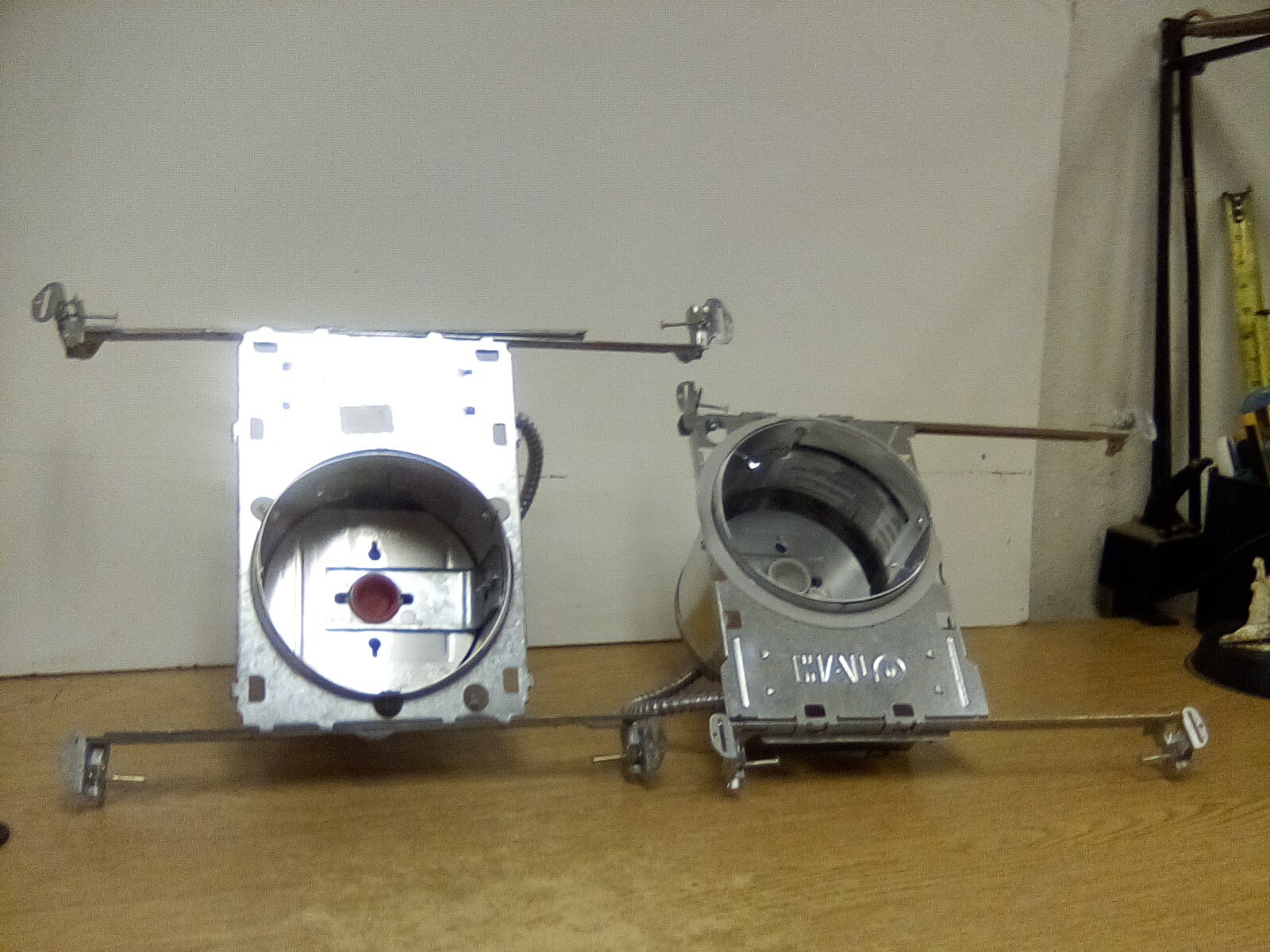 Lot Of 2 Halo H71CAT 6″ Recessed Light Lighting Fixture ” MISSING TRIM”