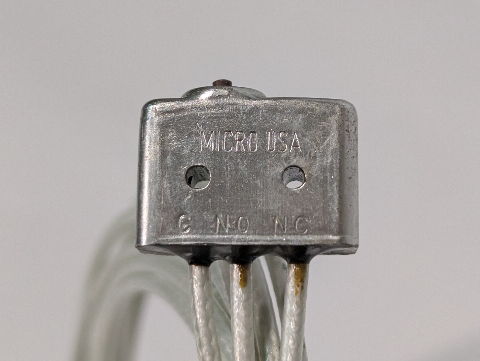 Micro USA 5SE1-3 8137 Snap Action Limit Switch, Harsh Conditions M508612-2-20-9