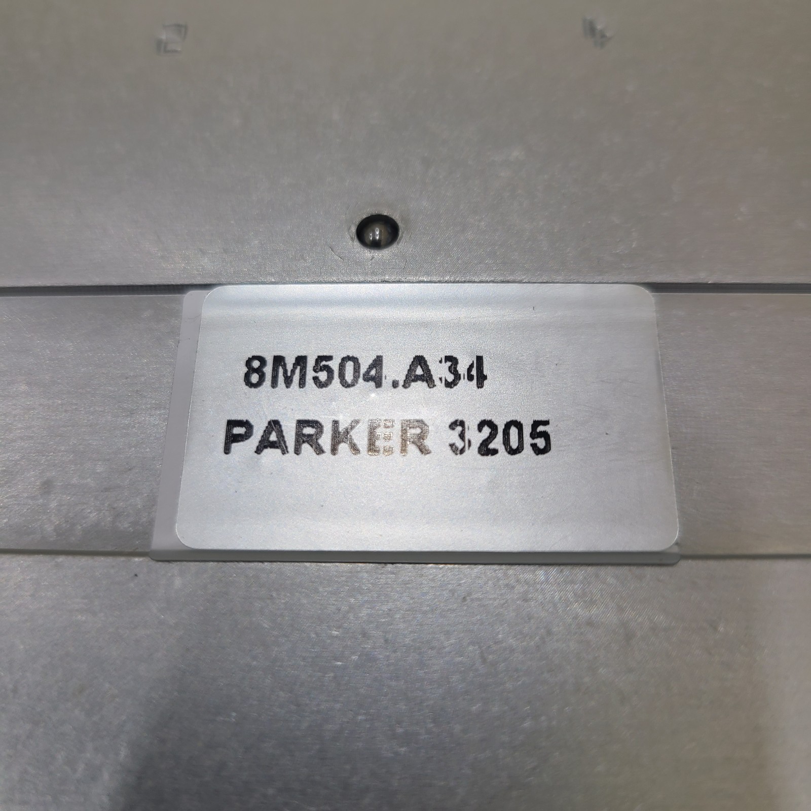 Parker 8M504.A3.0 4 Way Solenoid Valve 1/2 FPT 110VAC 60Hz
