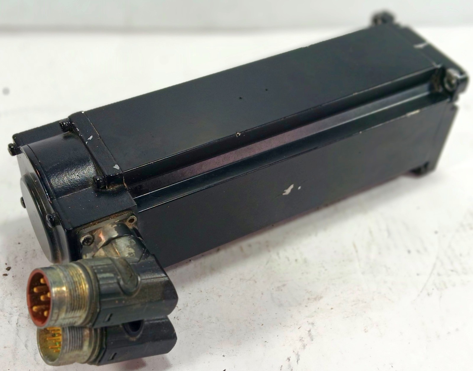 1 USED PACIFIC SCIENTIFIC PMA24C-00100-00 SERVO MOTOR ***MAKE OFFER***