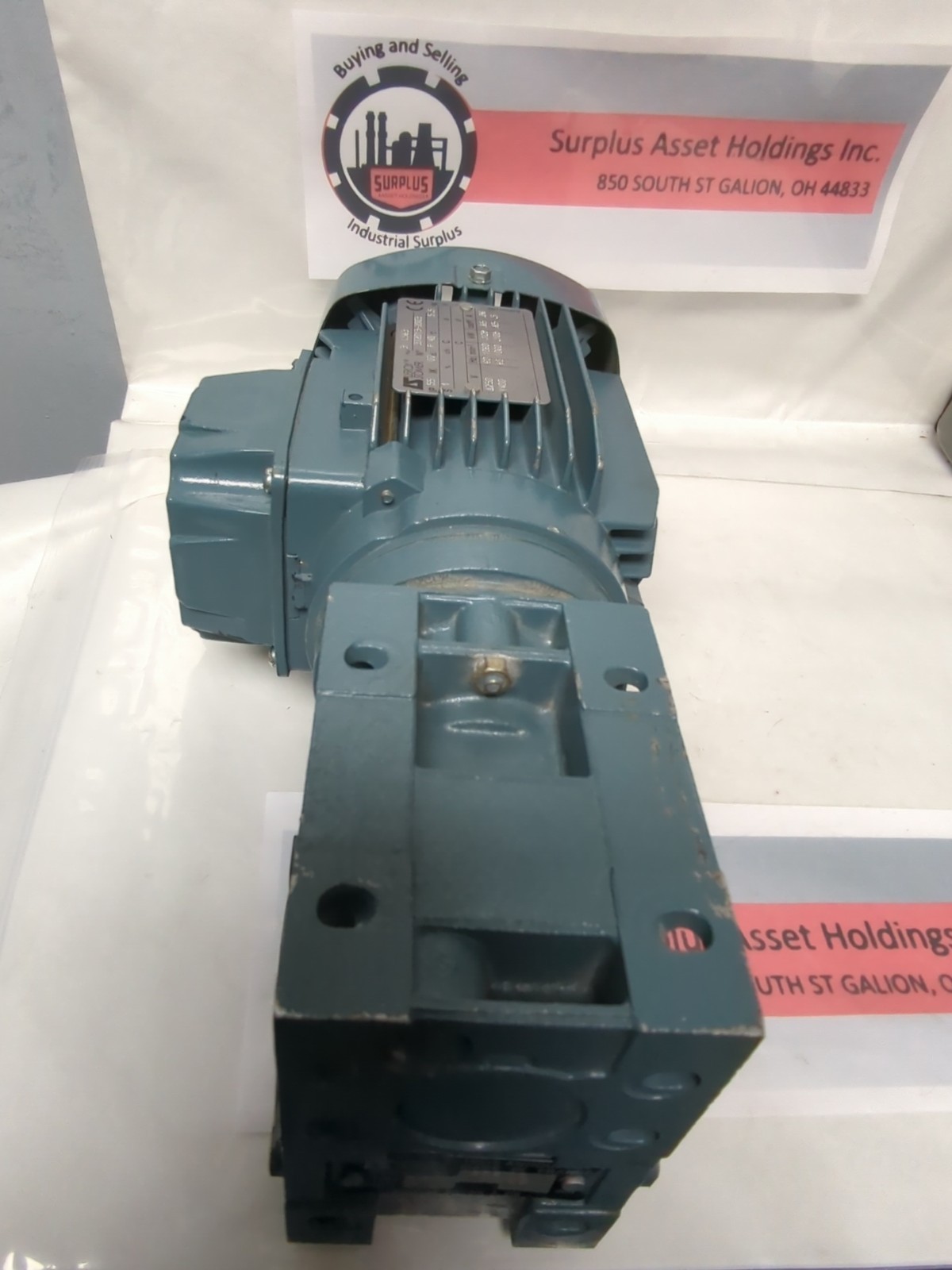 LEROY SOMER,3LS63-3R9153,MOTOR & GEAR REDUCER PRE-OWNED