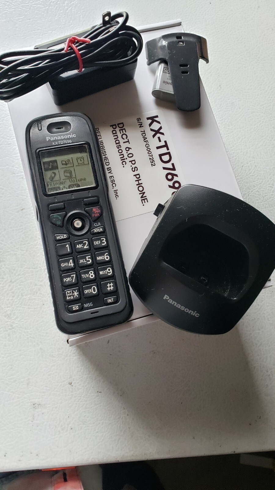 PANASONIC KX-TD7696. DECT6.0 REFURBISHED/ 6 MONTH WARRANTY NO COST. LOOKS NEW.