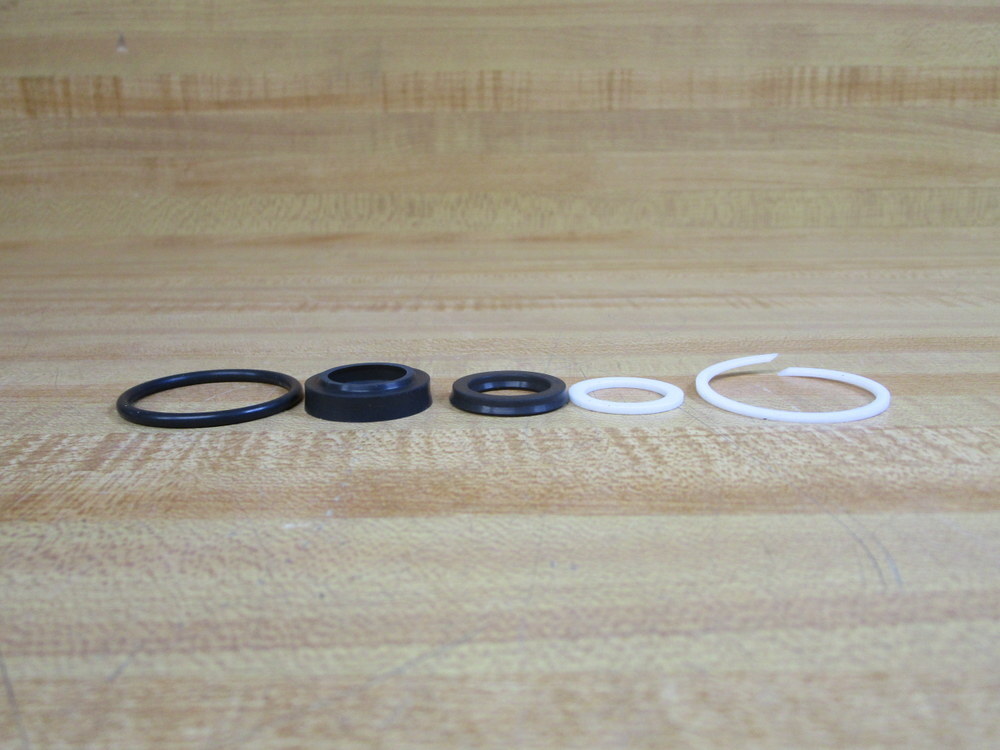 Hydro-Line SKN5-660-P-05V Eaton Seal Kit SKN5660P05V