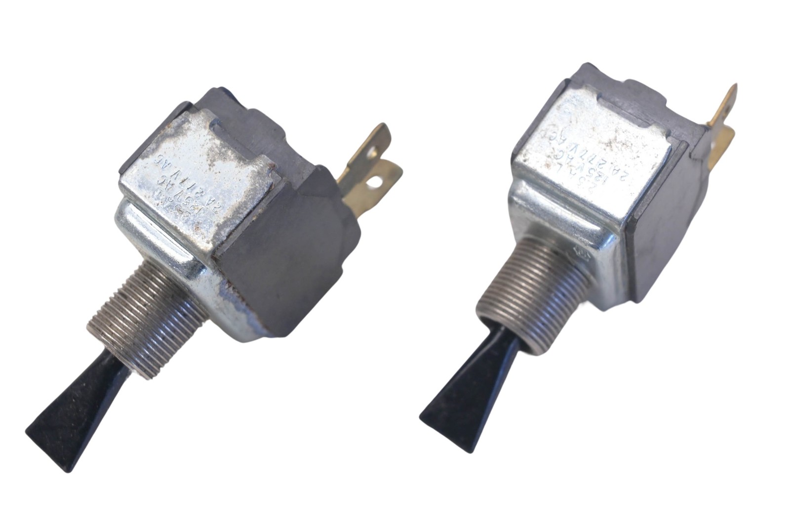 Uno Lab IM007-13 Toggle Switches Qty 2 NOS