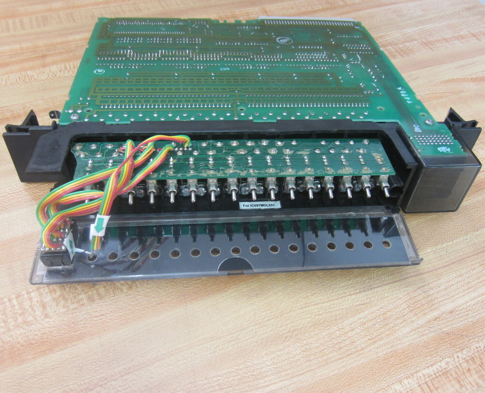 Fanuc I1C7A1 Circuit Board IC697MDL651