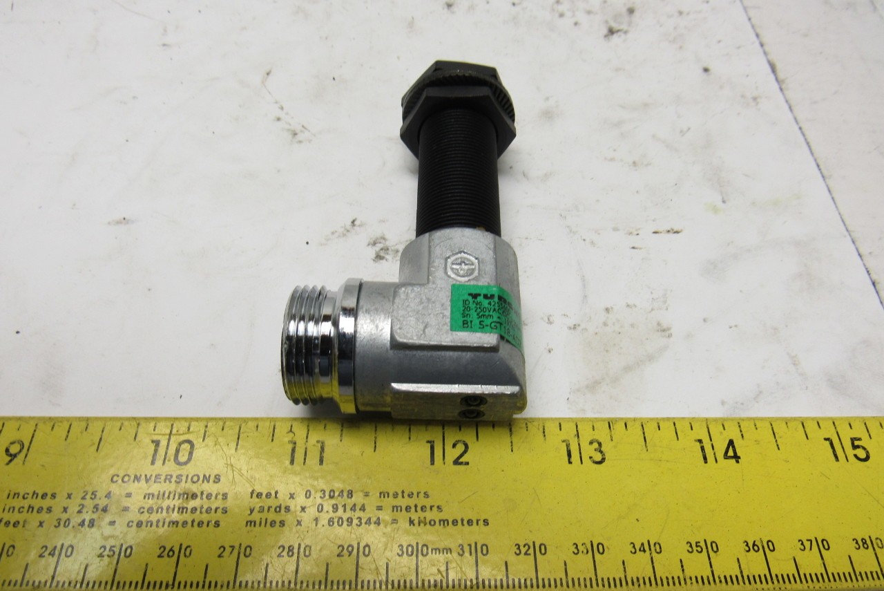 Turck 4255600 20-250V AC/DC Proximity Sensor