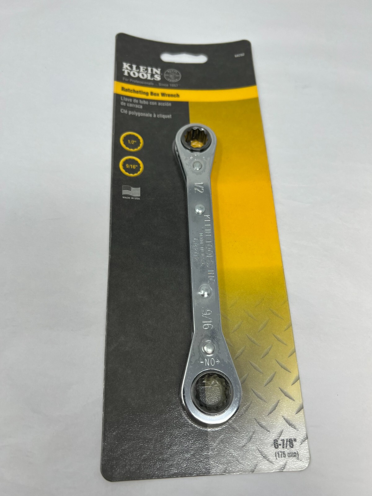 NEW Klein Tools 68202 Ratcheting Box Wrench 1/2 in. x 9/16 in. 12-Point NIB