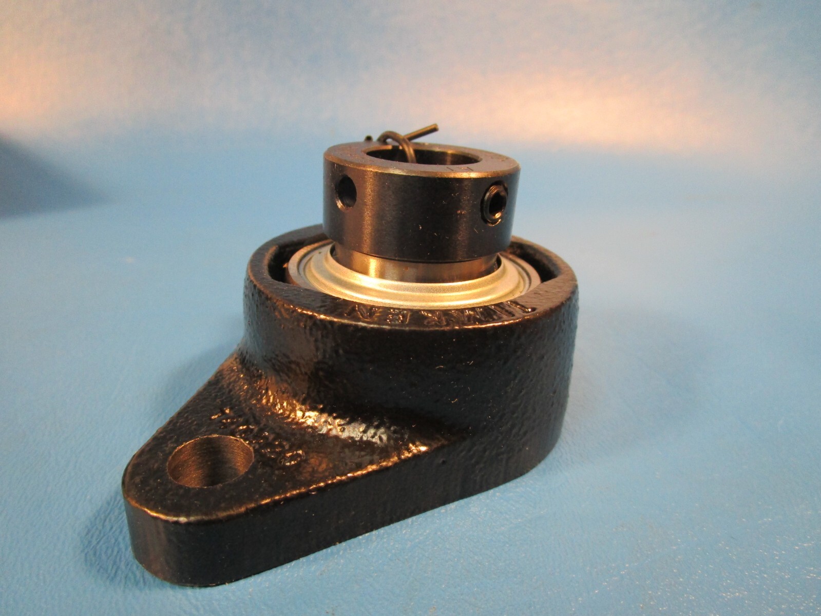 TIMKEN RCJT ¾ Fafnir® ¾”Bore, Two-Bolt Flanged Units Eccentric Locking Collar