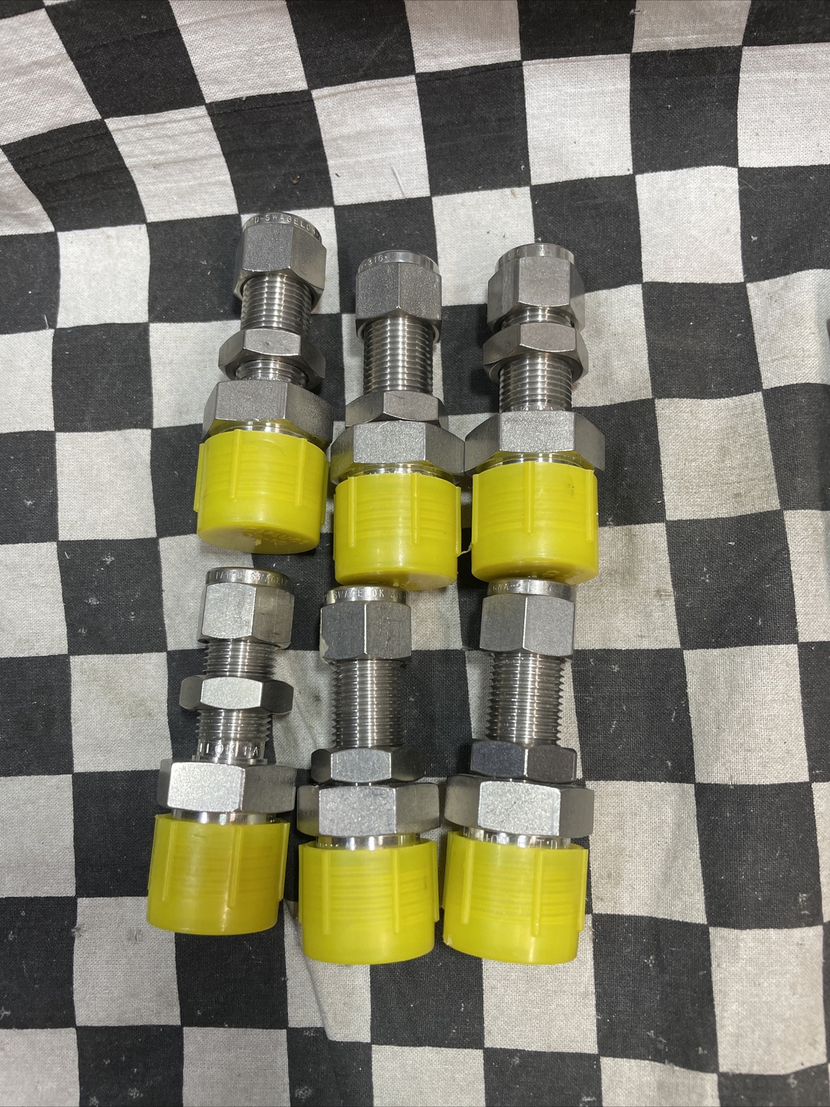 Swagelok Bulkhead 3/8″ TUBE x 1/2″ MVCR, SS-8-VCR-A1-600, Lot Of 9, #1215P14