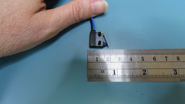 Omron Electronic Components D2HWBR213MR Qty of 10 per Lot SWITCH Ultra Subminia