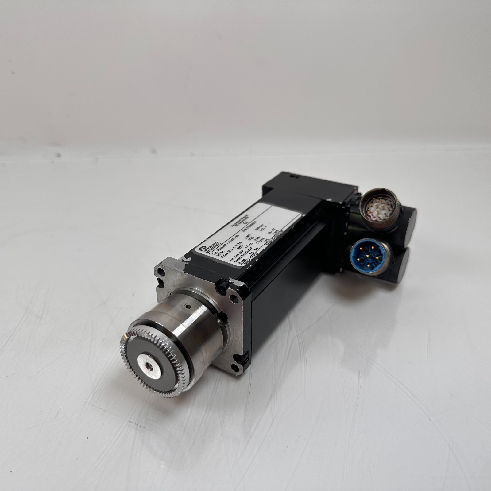 Pacific Scientific PMA11A-31100-00 AC ServoMotor