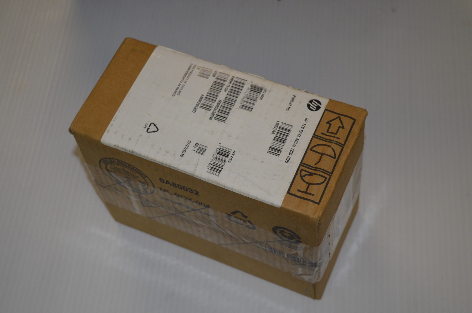 (NEW IN BOX) Hewlett Packard LQ037AA 1TB SATA 6Gb/s 7200 Hard Drive