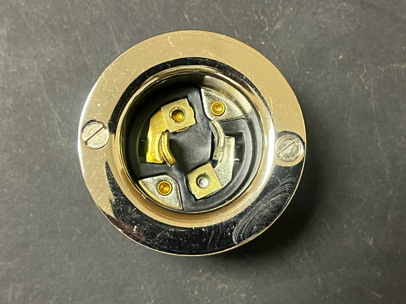Arrow Hart Midget Hart-Lock Flanged Inlet P/N 7466A New 15A 125V Male 2 Wire