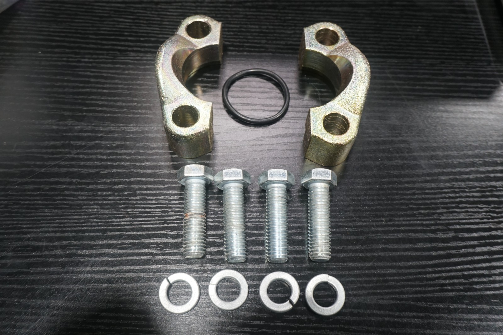 Aeroquip FF595-20 KIT, Free Shipping, 1 Piece Per Pack