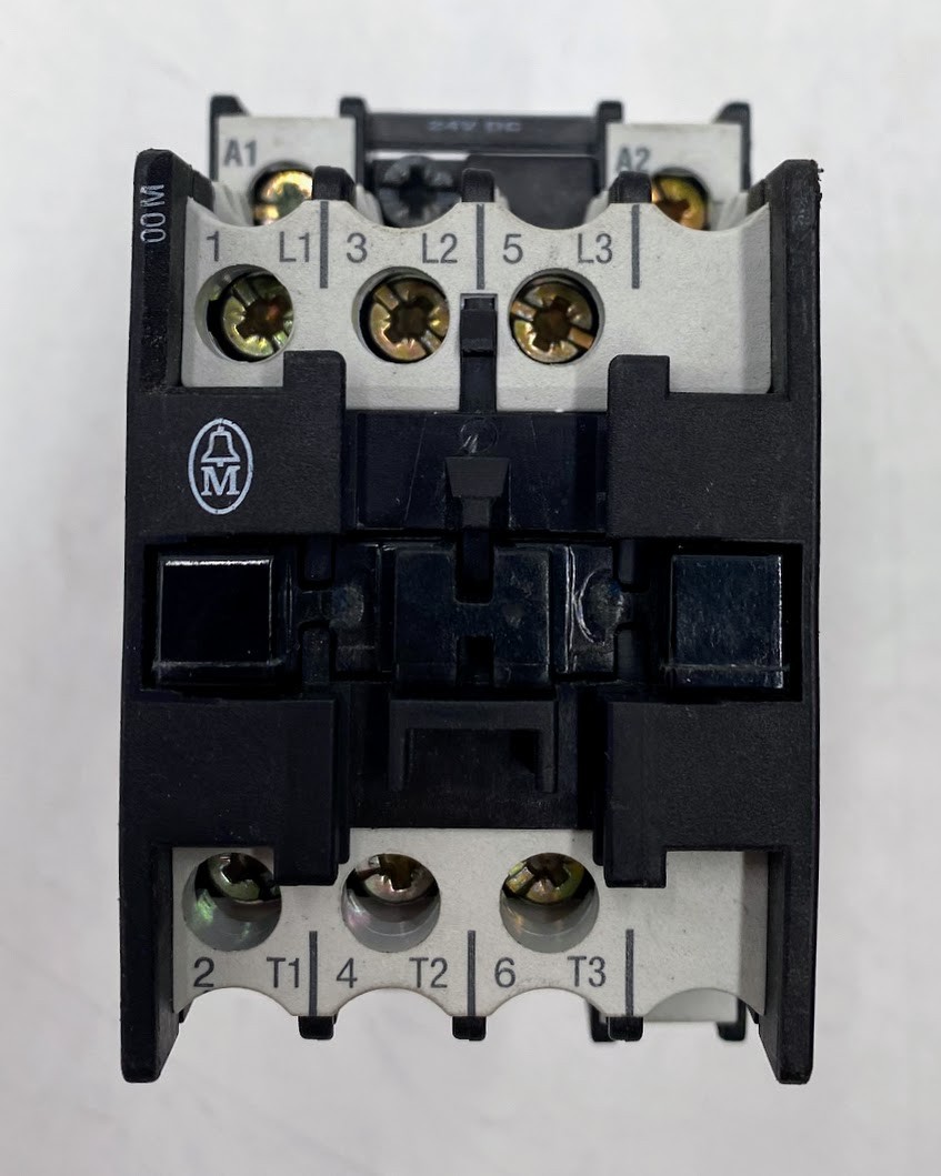 Moeller DIL00M-G Contactor, 20A, 600VAC