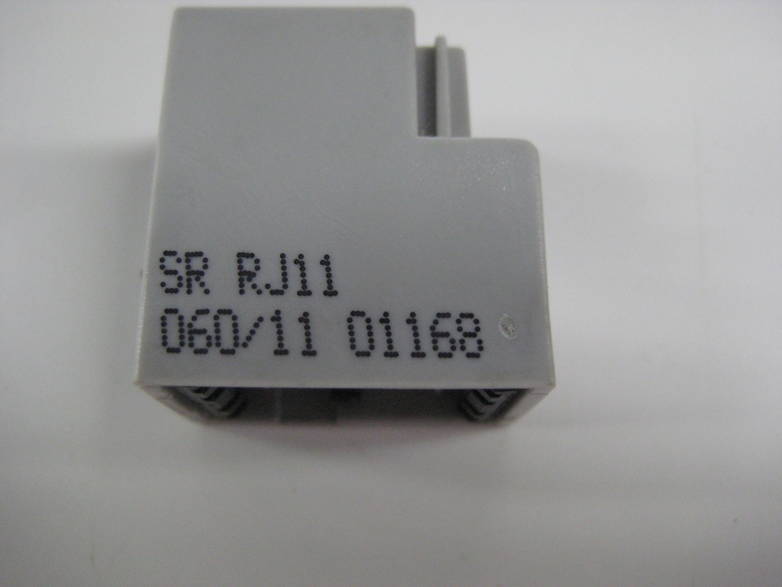 INDUSTRIAL SPARE SRRJ11 TELEPHONE SPLITTER LOT OF 25 NSNP