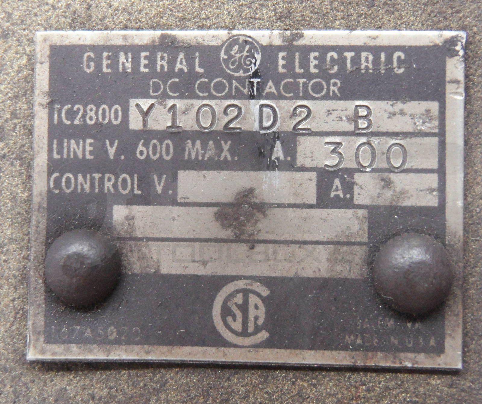 GENERAL ELECTRIC IC2800Y102D2B DC CONTACTOR 600VAC MAX 300A IC2800Y102D2
