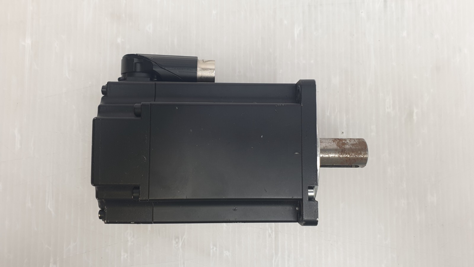 B&R Automation Motor, 8LVA33.N0021D100-0, Rev C0, 2100 RPM, 57V, IP54