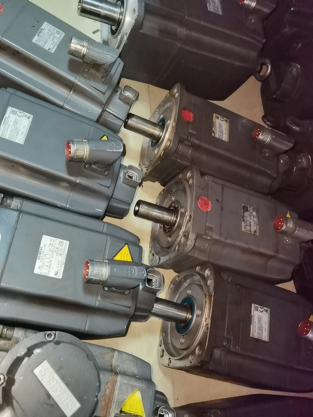 1pcs 6FX2001-5JE20-2DA0 Siemens