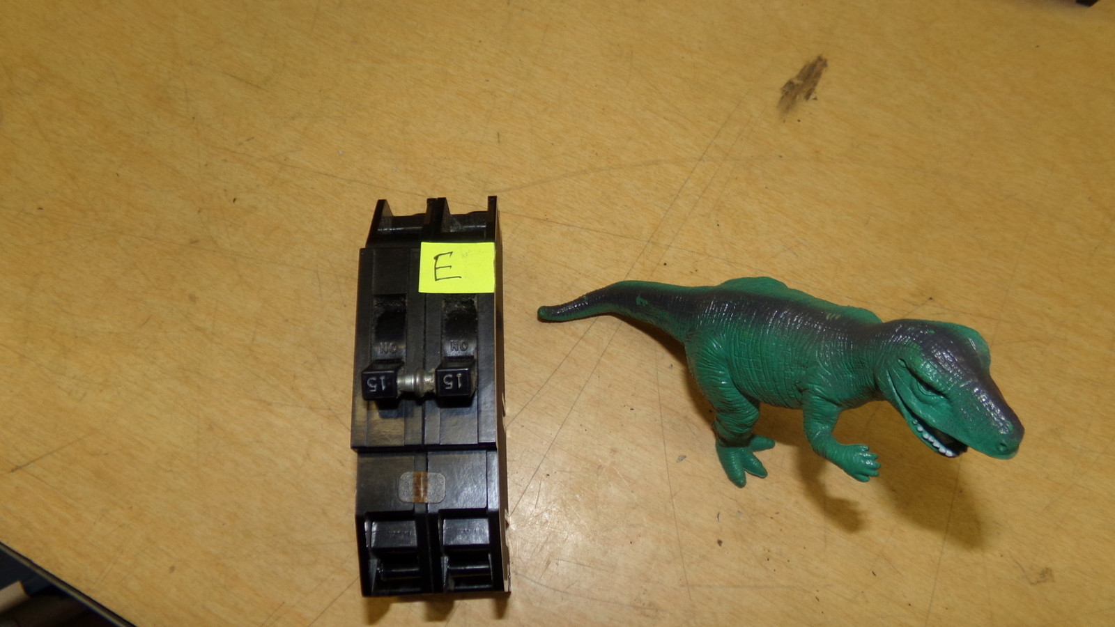 Sylvania GTE 2-Pole Circuit Breaker 15A *FREE SHIPPING*