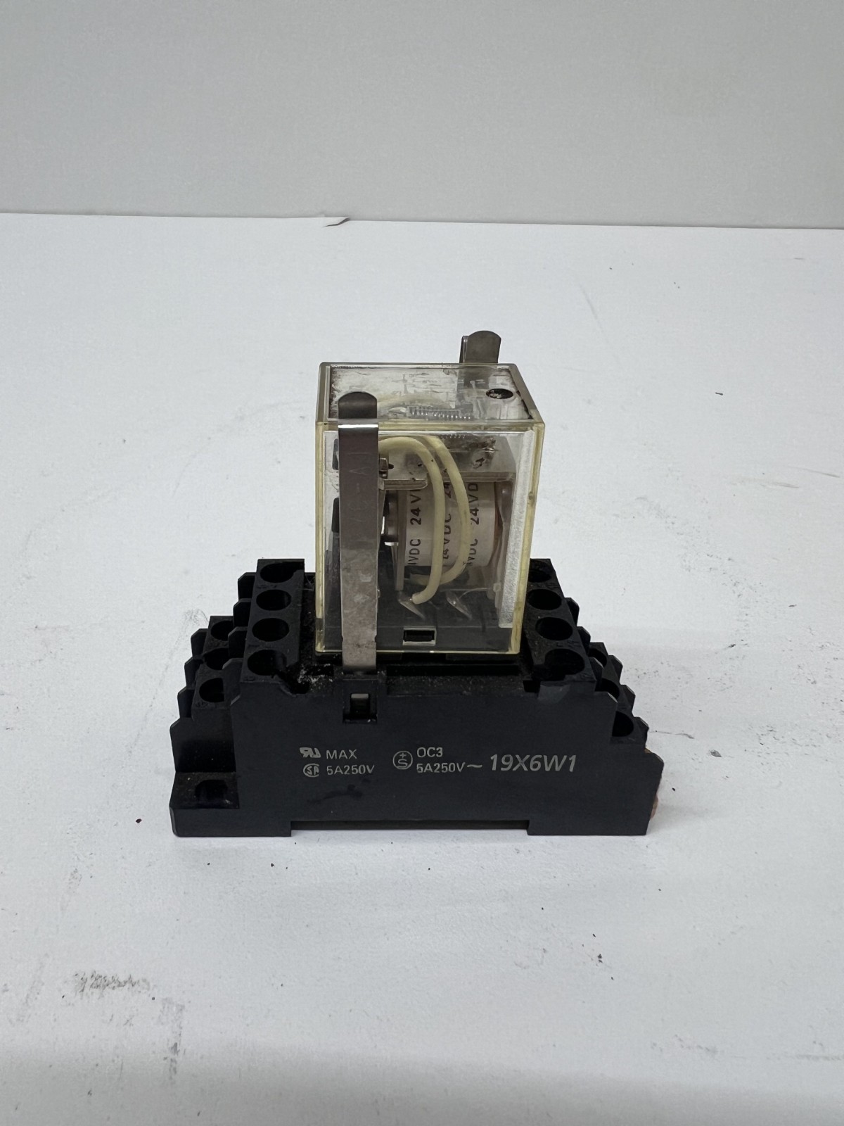 5A240VAC KRPA-11AY-120 Relay 120VAC 19x6w1