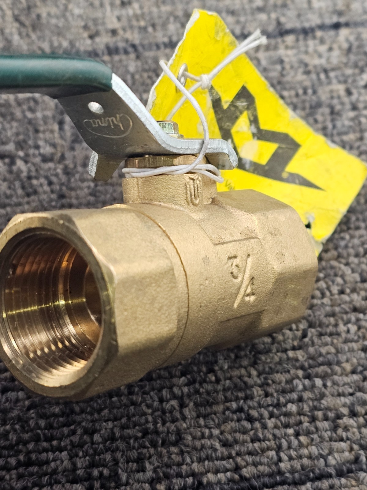 (QTY 11) Hammond: FIG NO 8201 3/4-inch FNPT Forged Brass Ball Valve 400 WOG