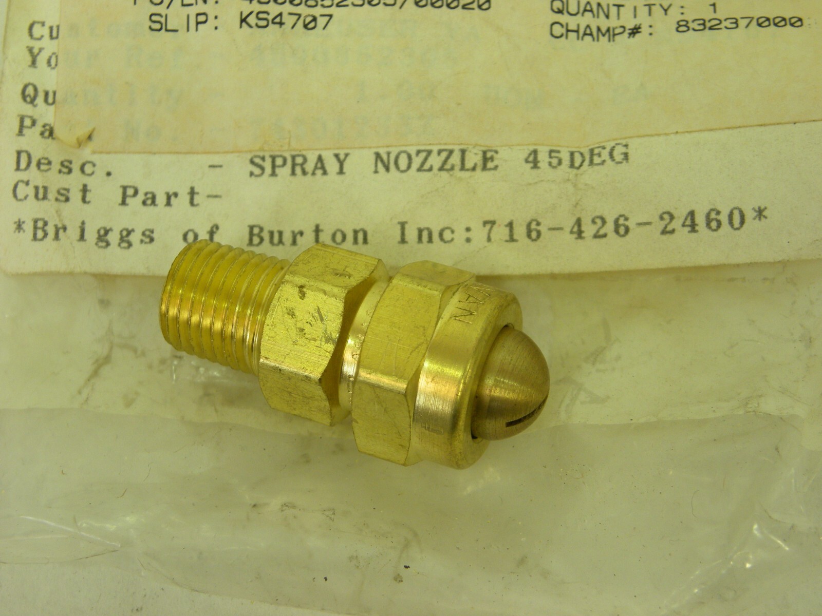 NEW – DELAVAN 74301233Z 1/4 LFM Plus SL 31 Brass Spray Nozzle Fitting