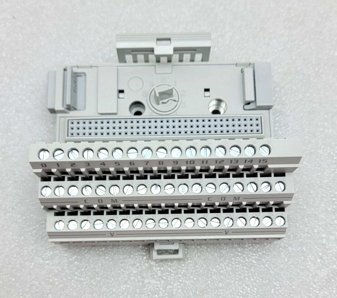 NEW ALLEN BRADLEY 1794-IB16 DIGITAL FLEX I/O INPUT MODULE WITH TB3 BASE