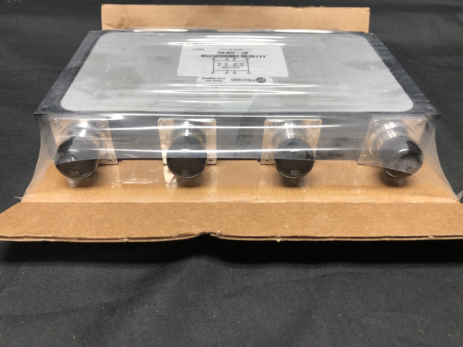 *NOB* Microlab CM-88KE 4×4 Hybrid Matrix Combo Splitter 617-2700 MHz 150W 4.3-10