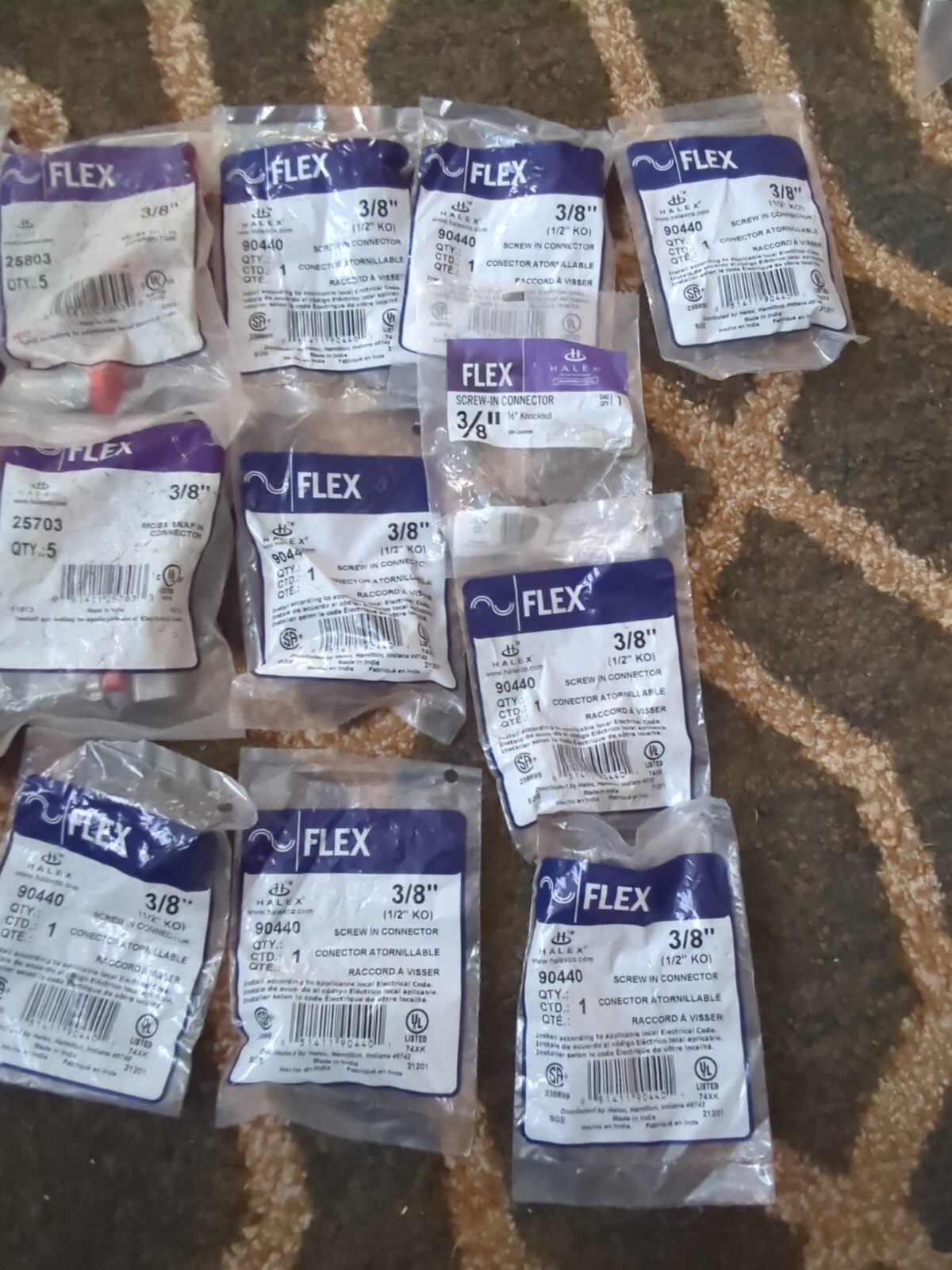 Halex 90440 3/8″ FLX1BX, Screw-n Connector, Lot of 10 read des.
