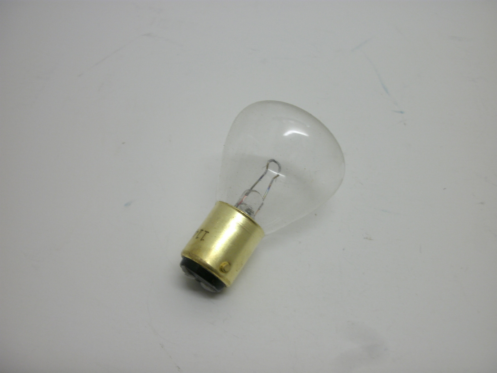 CHICAGO MINIATURE 1144 BULB/LAMPS 12.5V 1.98A 32 MSCP RP11 BA15D D C (1-PC) NNB