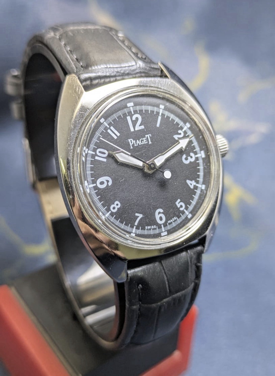 Vintage Piaget 17 Jewels Manual Winding Swiss Made Men’s Watch