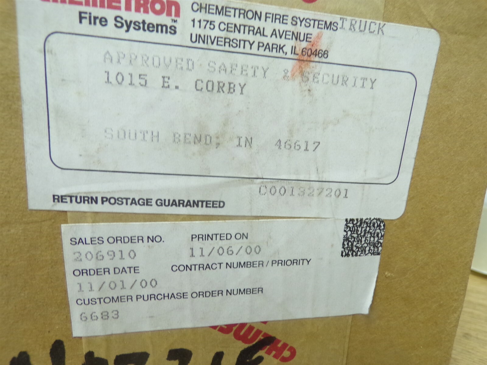 NEW Chemetron 66823 606910 C001327201 Nozzle Covers “Kit”