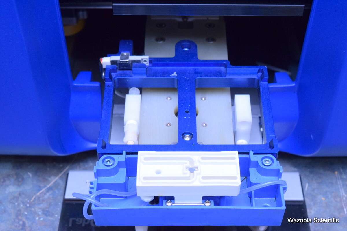 CALIPER LIFE SCIENCES LABCHIP EZ READER II GXII AUTOMATED ELECTROPHORESIS SYSTEM