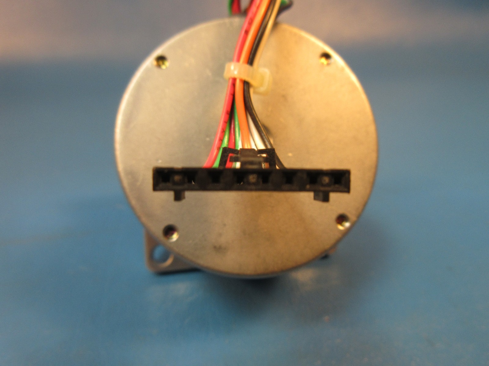 Applied Motion Products 5023-267 Stepper Motor, DC9.0V, 0.47A, Made in Japan