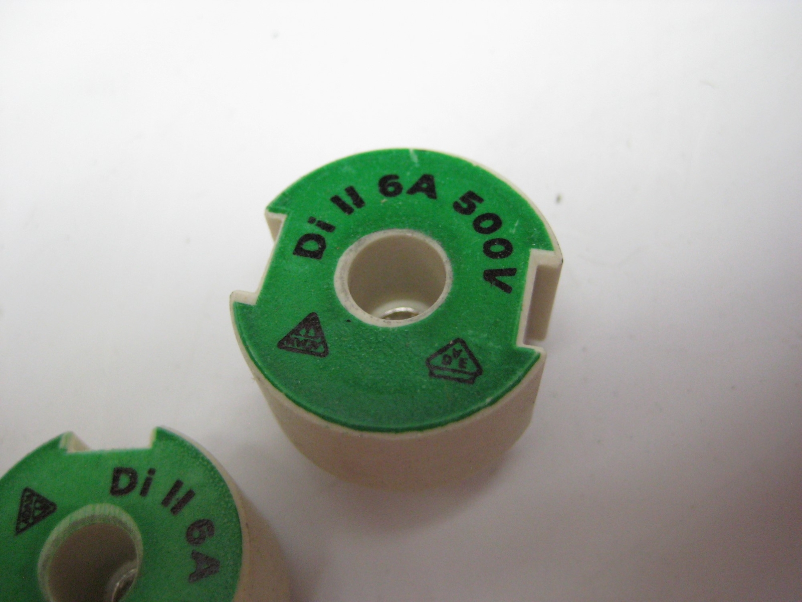 INDUSTRIAL SPARE DI LL 6A 500V LOT OF 6 NSNP