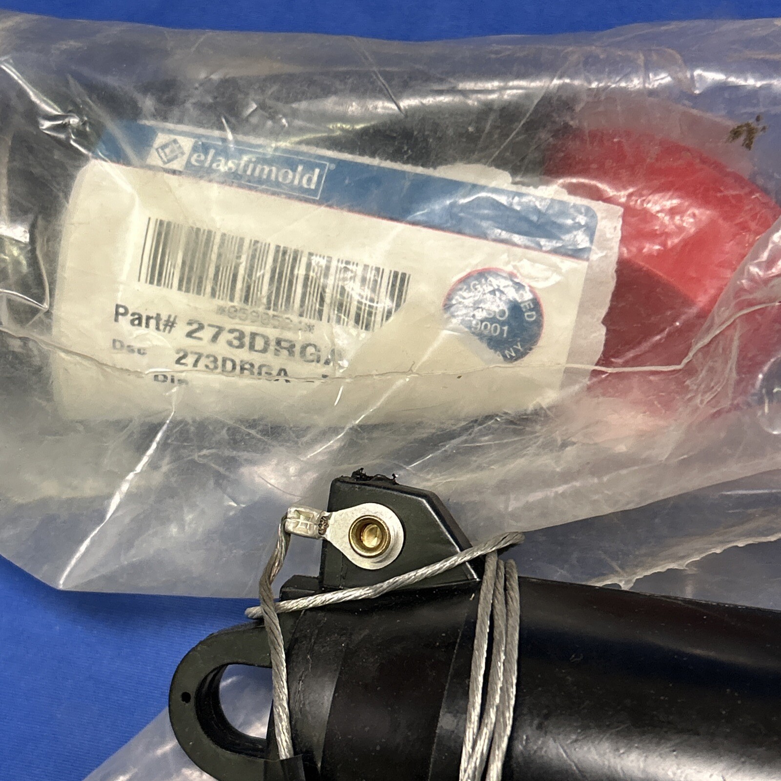 New set of 2 Thomas & Betts Elastimold 273DRGA3BG Insulated Gap W/GROUND LEAD