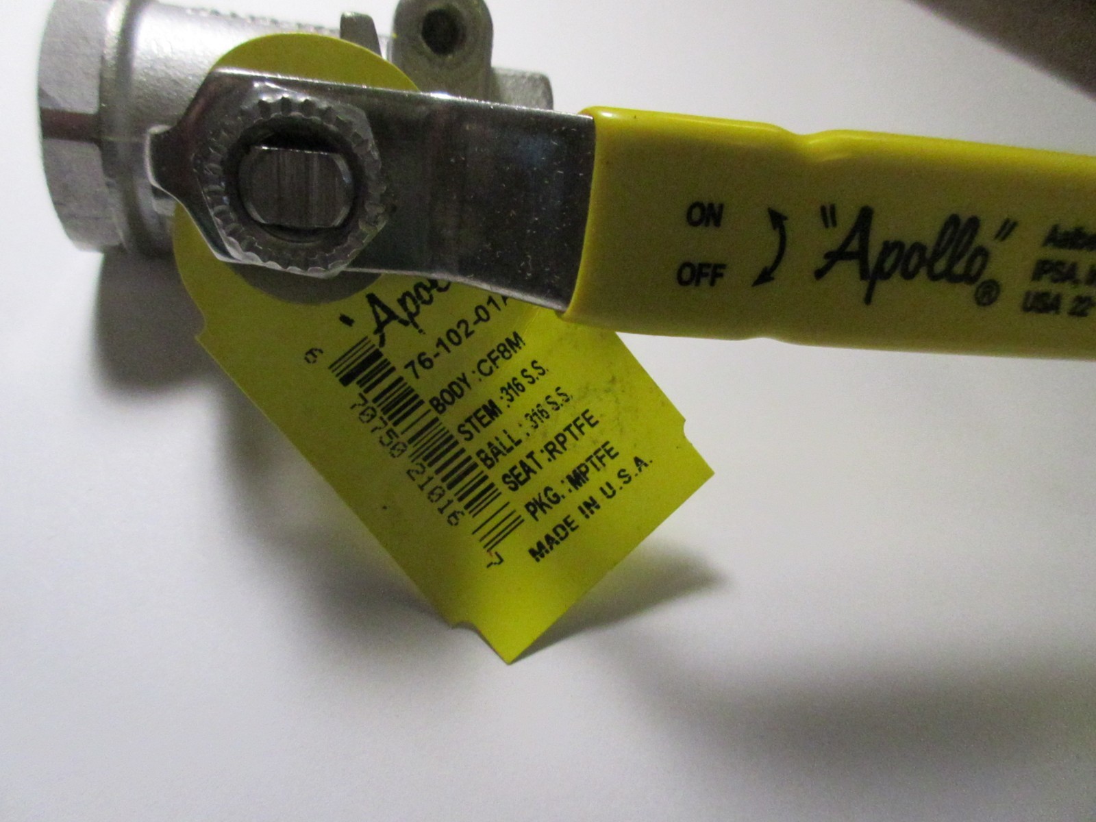 Apollo. 76-102-01A Standard Manual Ball Valve: 3/8″ Pipe FNPT x FNPT