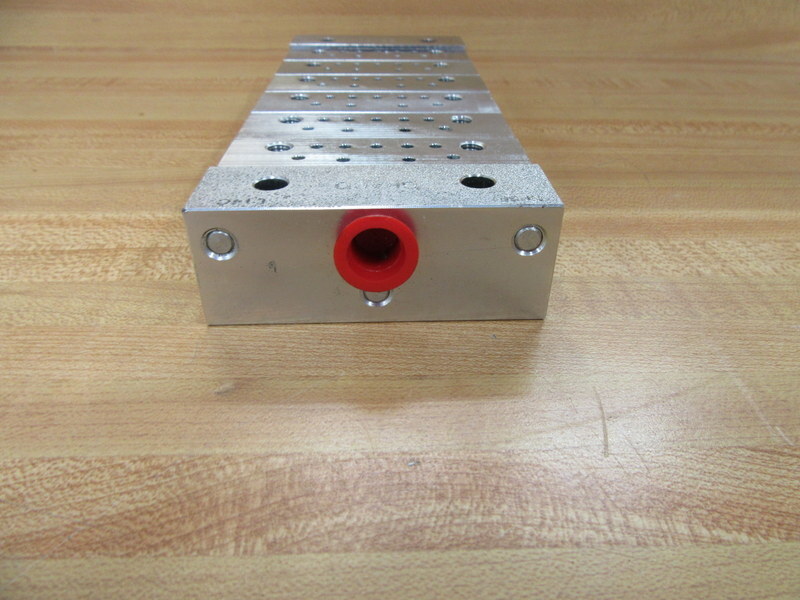 Graco 24G488 Divider Valve Base Plate
