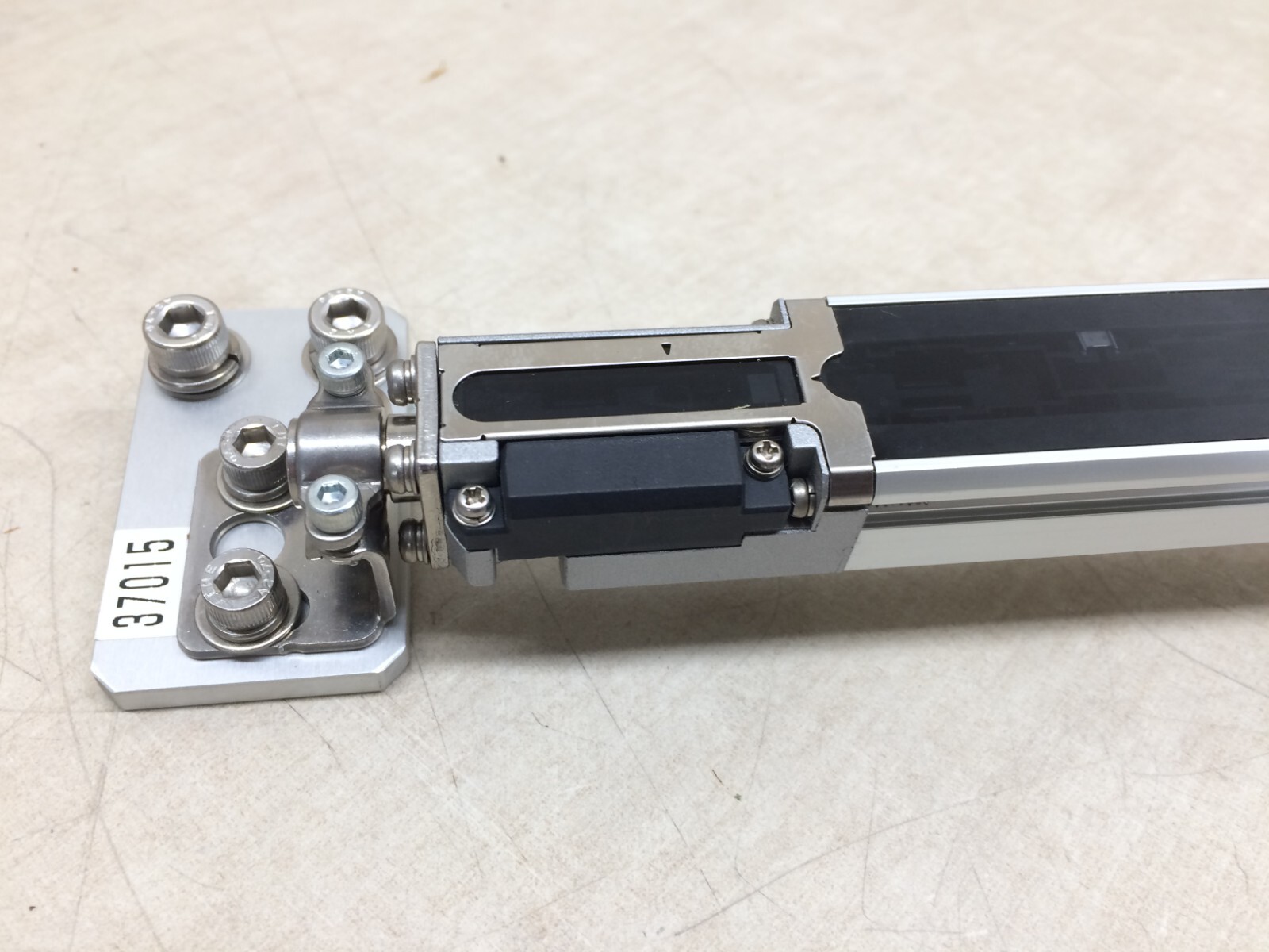 Keyence SL-V08L Safety Light Curtain Transmitter & Receiver SL-V08L-T SL-V08L-R