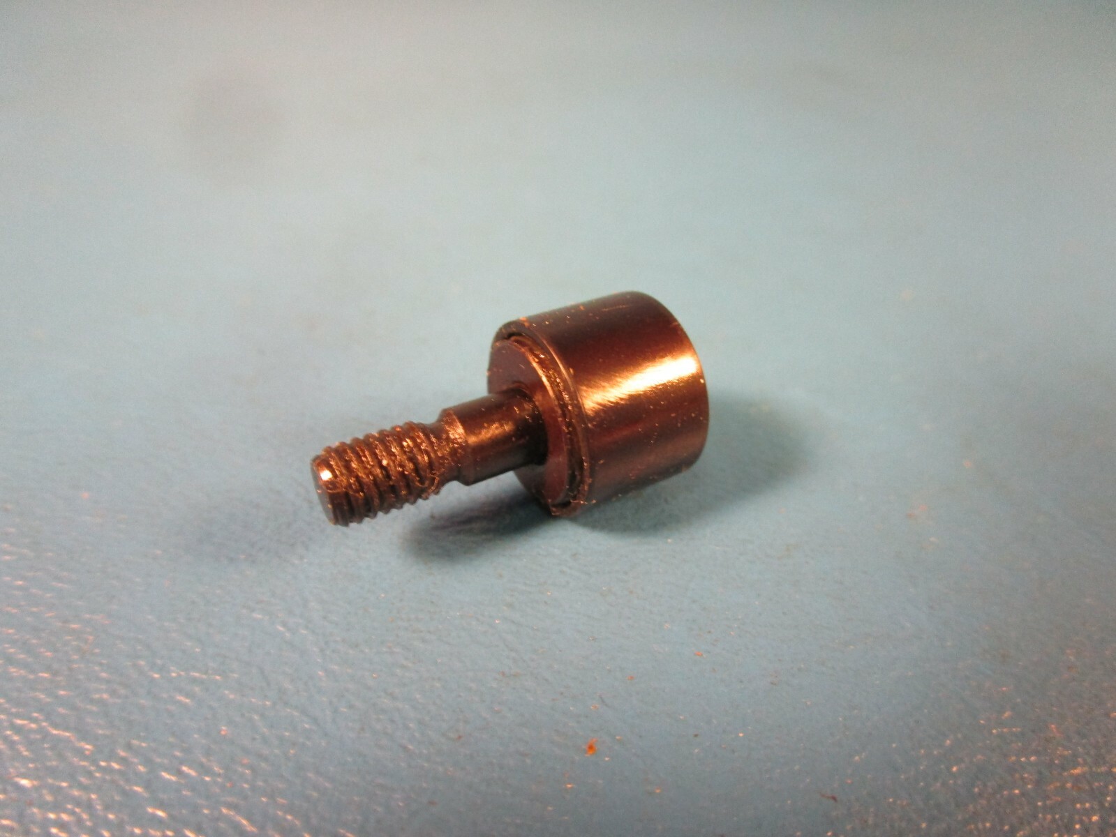 McGill CF1/2NS Flat Cam Follower-Slotted Head, Needle Roller Bearing CF-1/2 N S
