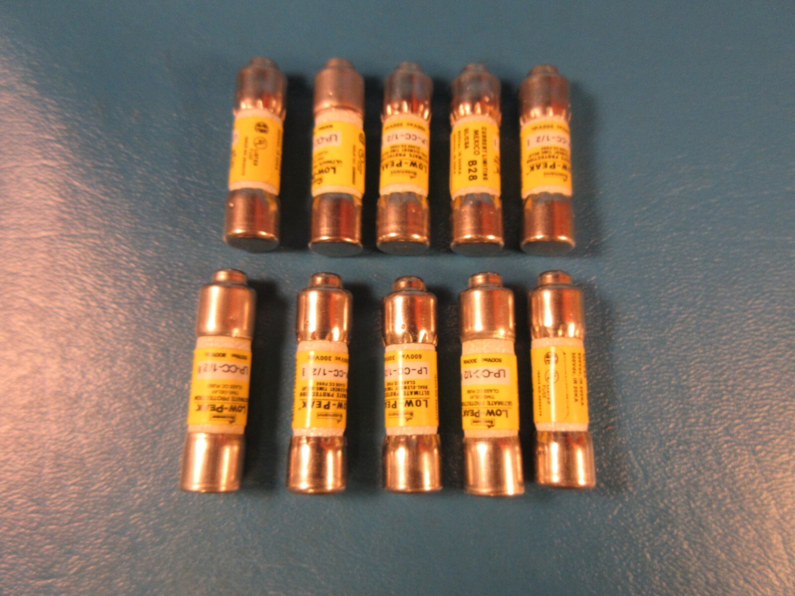BOX of 10 BUSSMANN LP-CC-1/2, Fuse, Low Peak Time Delay Fuses