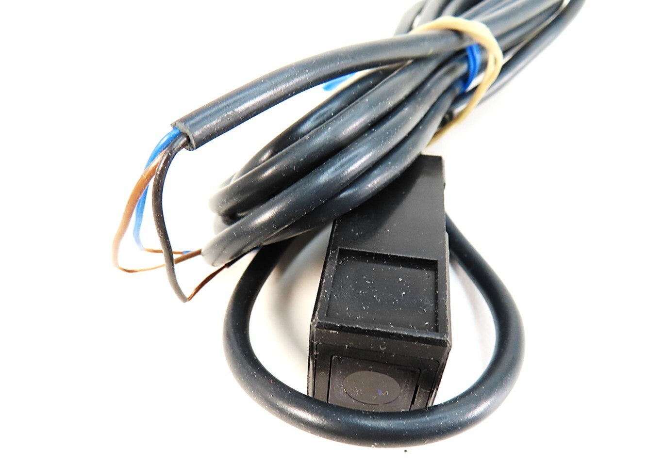 Omron E3S-2DE4 E3S2DE4 Photoelectric Switch ***USA Seller- Fast Shipping*** NEW